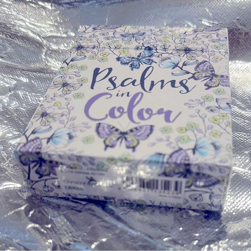 Psalms In Color, Coloring Cards,
CHRISTIAN ART GIFTS (Like New Pre-Owned)